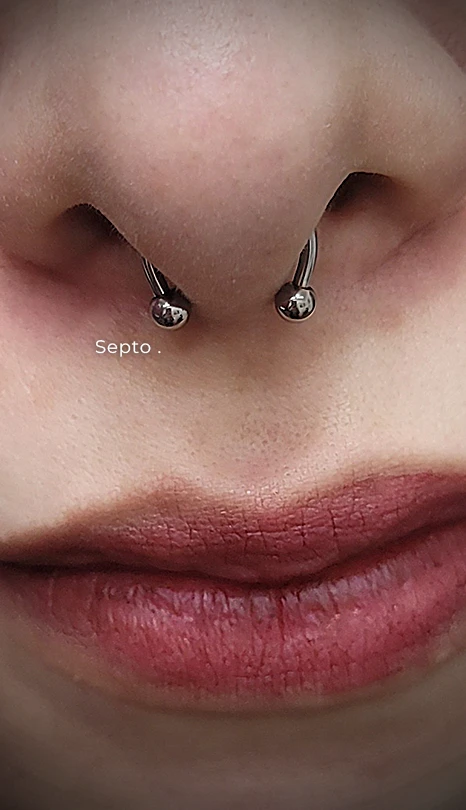 Perfuração de Nariz