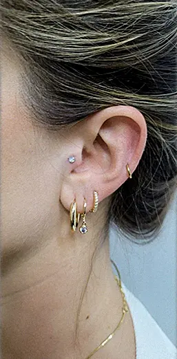 Piercing-Tragus-Helix-Lóbulo